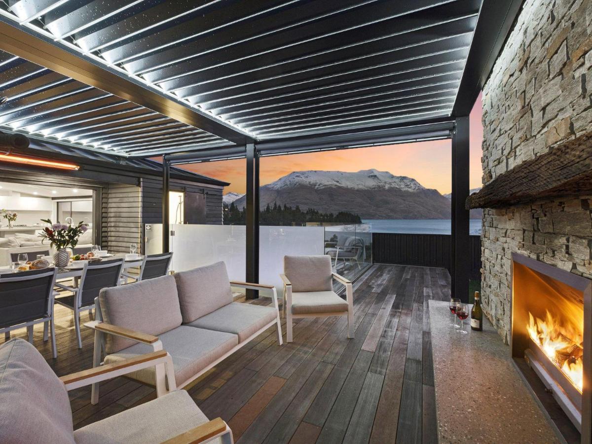 Lakeside Luxury On Suburb Street Queenstown Exterior foto