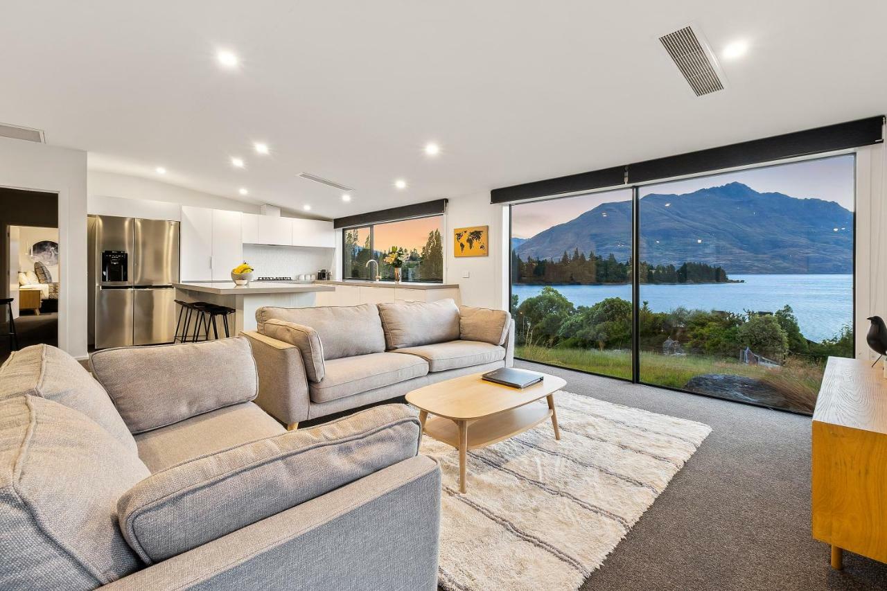 Lakeside Luxury On Suburb Street Queenstown Exterior foto