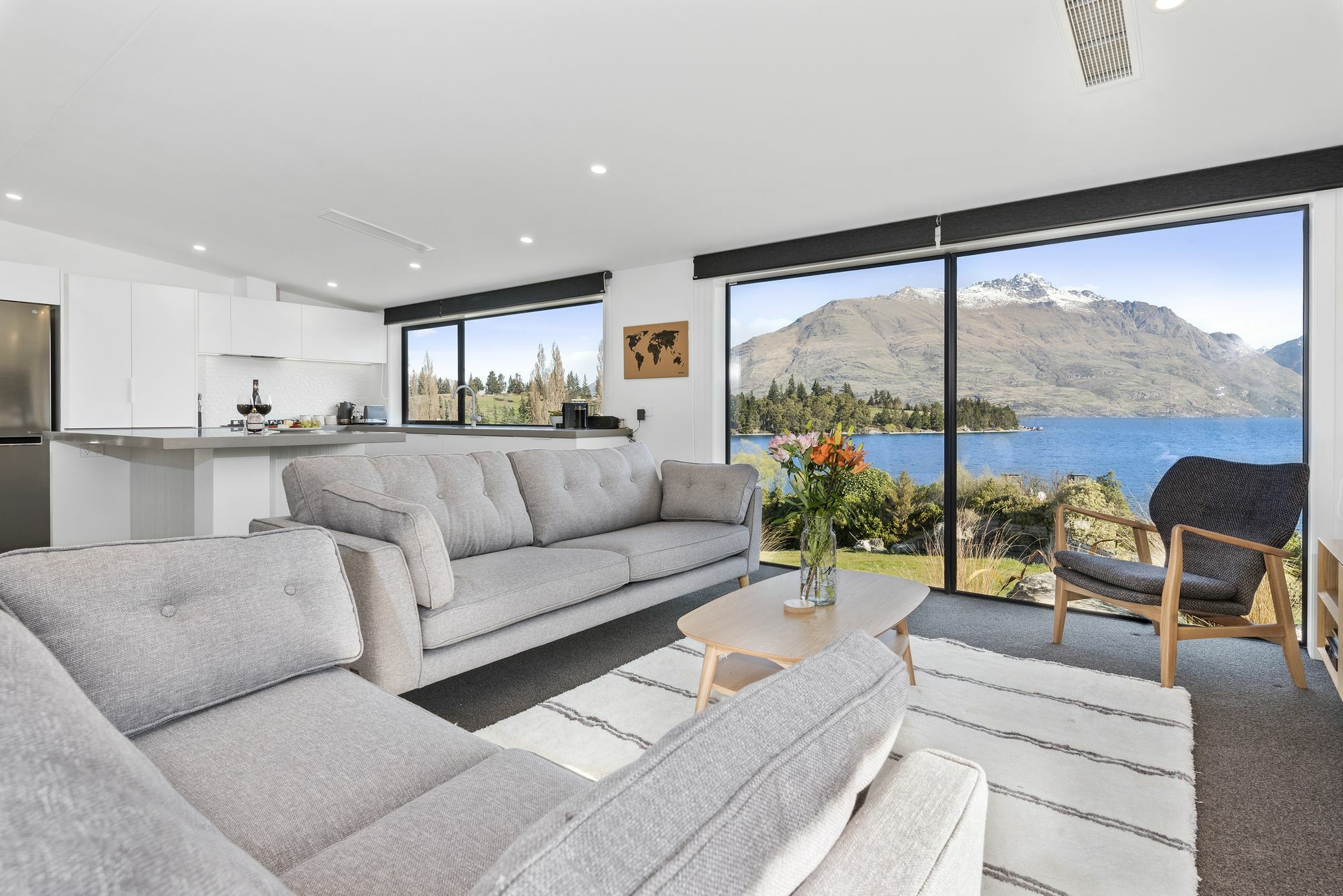 Lakeside Luxury On Suburb Street Queenstown Exterior foto